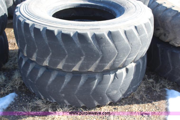 image for item AM9488 (4) 14.00R24 tires