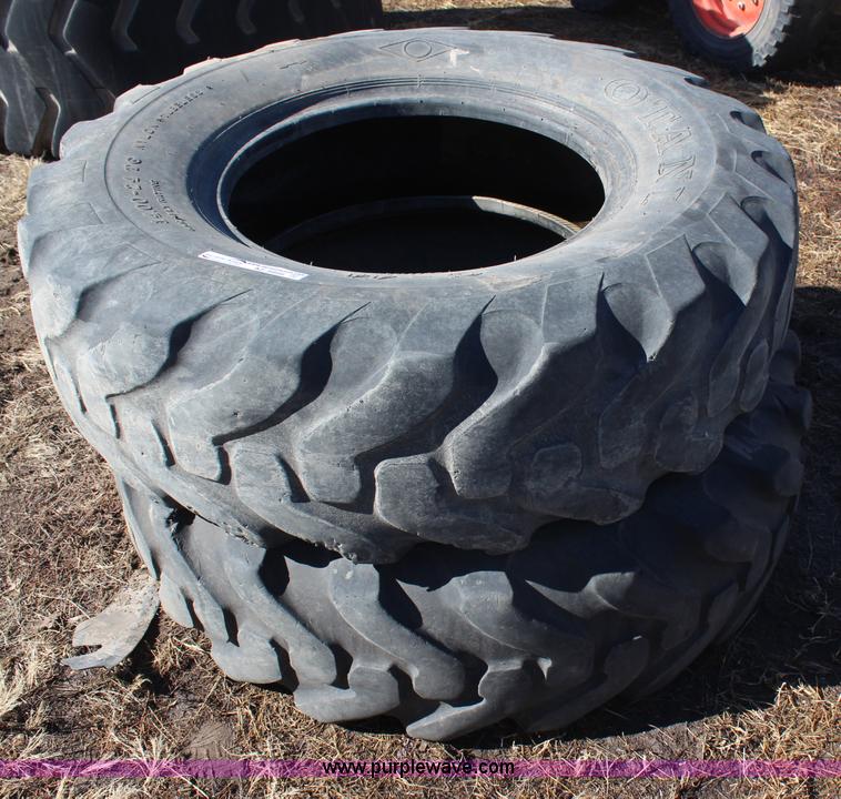 image for item AZ9998 (2) 14.00-24 tires