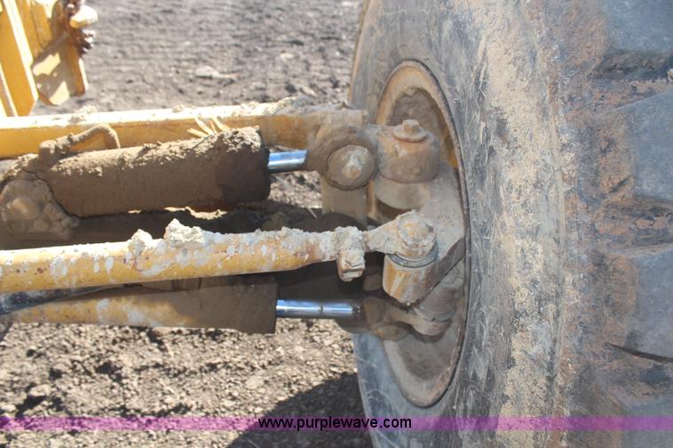 image for item H1297 1983 Caterpillar 14G articulated motor grader