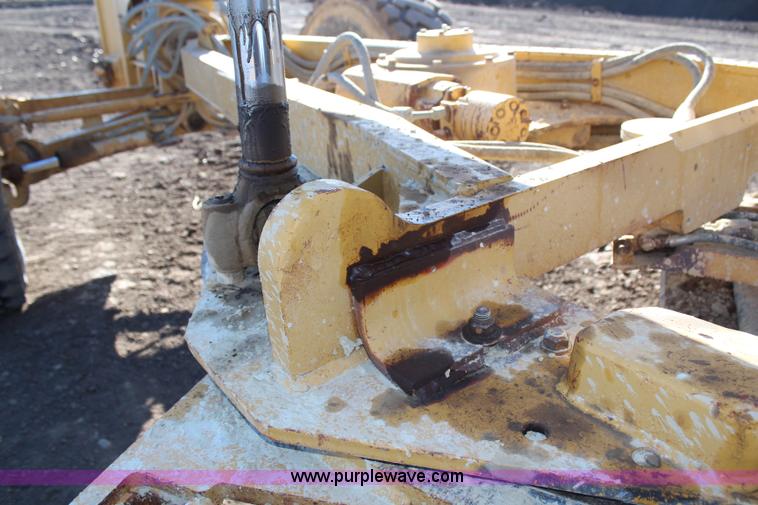 image for item H1297 1983 Caterpillar 14G articulated motor grader
