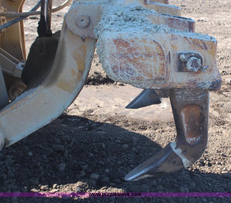 image for item H1297 1983 Caterpillar 14G articulated motor grader