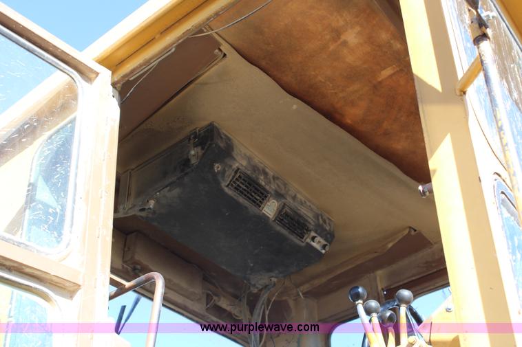 image for item H1297 1983 Caterpillar 14G articulated motor grader