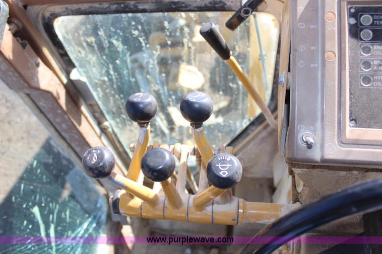 image for item H1297 1983 Caterpillar 14G articulated motor grader