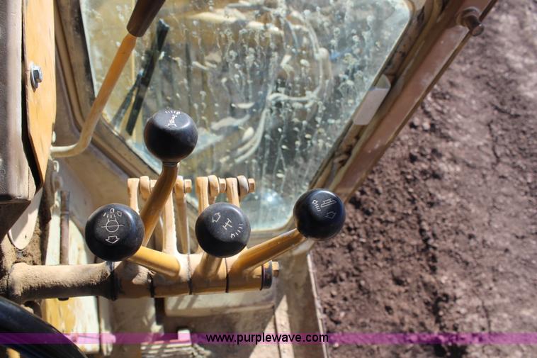 image for item H1297 1983 Caterpillar 14G articulated motor grader