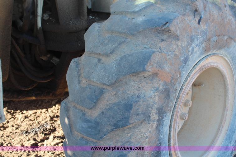 image for item H1297 1983 Caterpillar 14G articulated motor grader