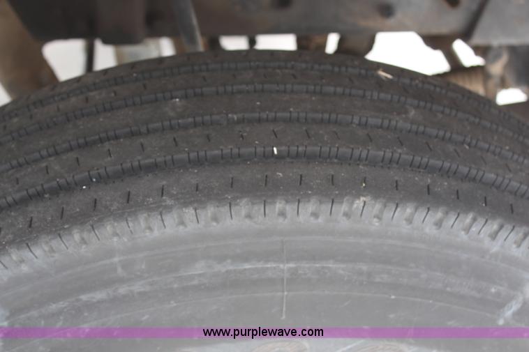 image for item H1305 1990 Ford CF8000 Cargo water tuck