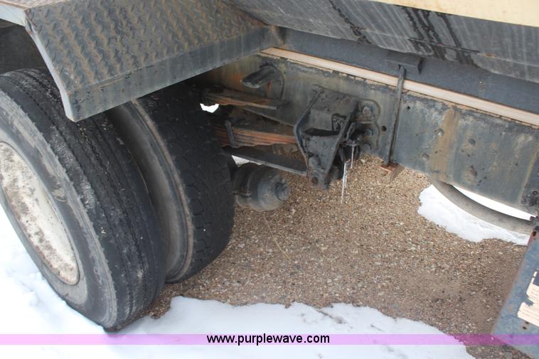 image for item H1305 1990 Ford CF8000 Cargo water tuck