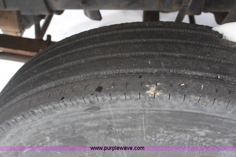 image for item H1305 1990 Ford CF8000 Cargo water tuck