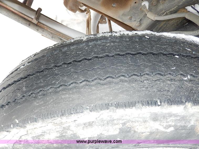 image for item H1306 1990 Ford CF8000 Cargo water tuck