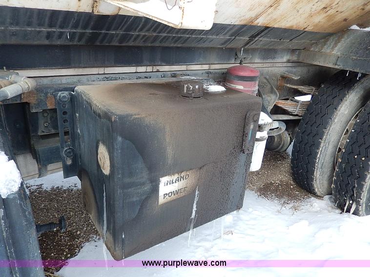 image for item H1306 1990 Ford CF8000 Cargo water tuck