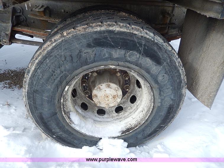 image for item H1306 1990 Ford CF8000 Cargo water tuck