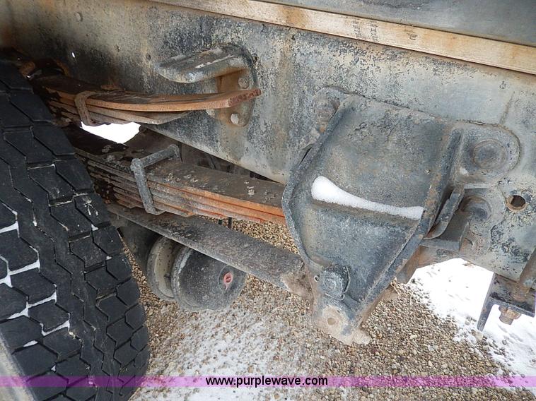 image for item H1306 1990 Ford CF8000 Cargo water tuck