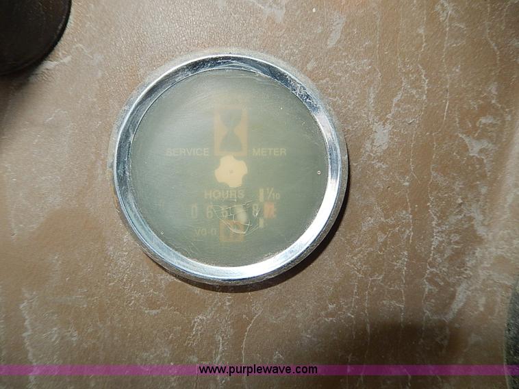 image for item H1307 1979 Caterpillar 613B paddle scraper