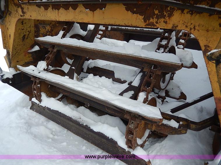 image for item H1307 1979 Caterpillar 613B paddle scraper