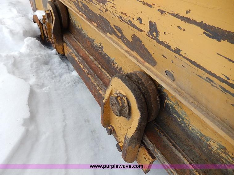image for item H1307 1979 Caterpillar 613B paddle scraper