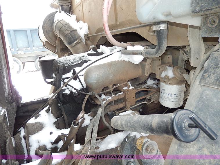 image for item H1308 1992 Ford CFT8000 Cargo dump truck