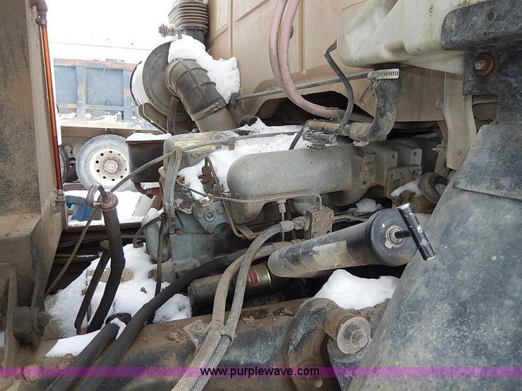 image for item H1309 1992 Ford CFT8000 Cargo dump truck