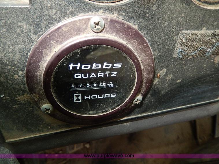 image for item H1309 1992 Ford CFT8000 Cargo dump truck