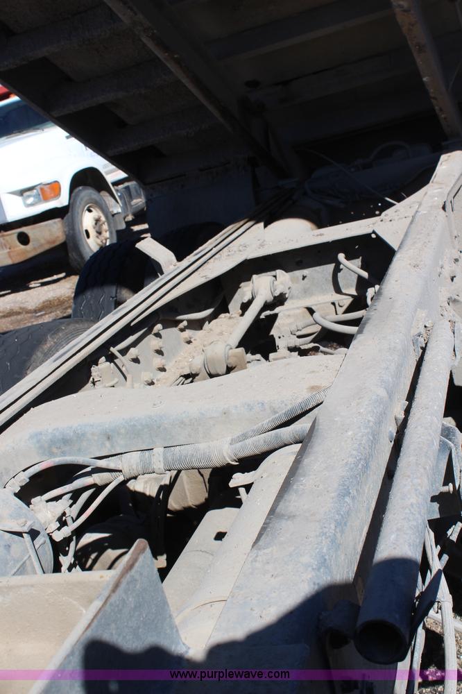 image for item H1309 1992 Ford CFT8000 Cargo dump truck