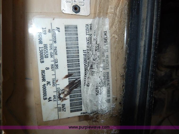 image for item H1309 1992 Ford CFT8000 Cargo dump truck