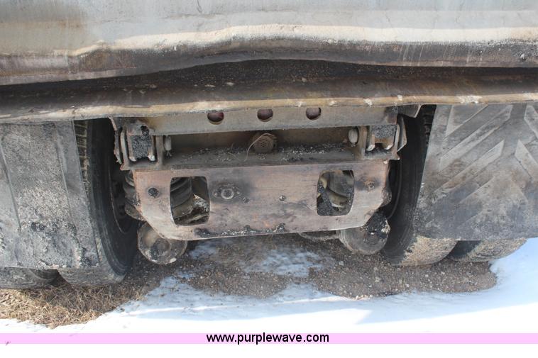 image for item H1310 1988 Kenworth T800 dump truck