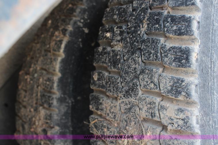 image for item H1310 1988 Kenworth T800 dump truck