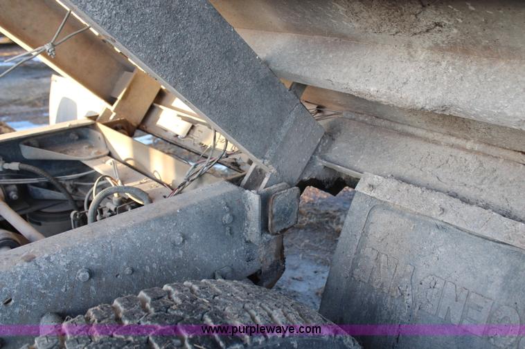 image for item H1310 1988 Kenworth T800 dump truck