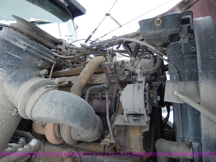 image for item H1311 1985 Ford LTL9000 dump truck