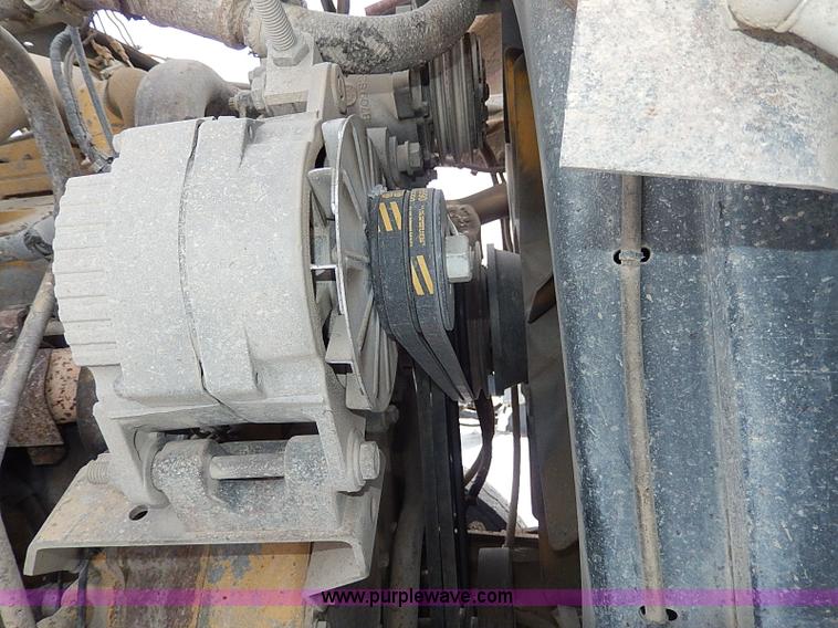 image for item H1311 1985 Ford LTL9000 dump truck