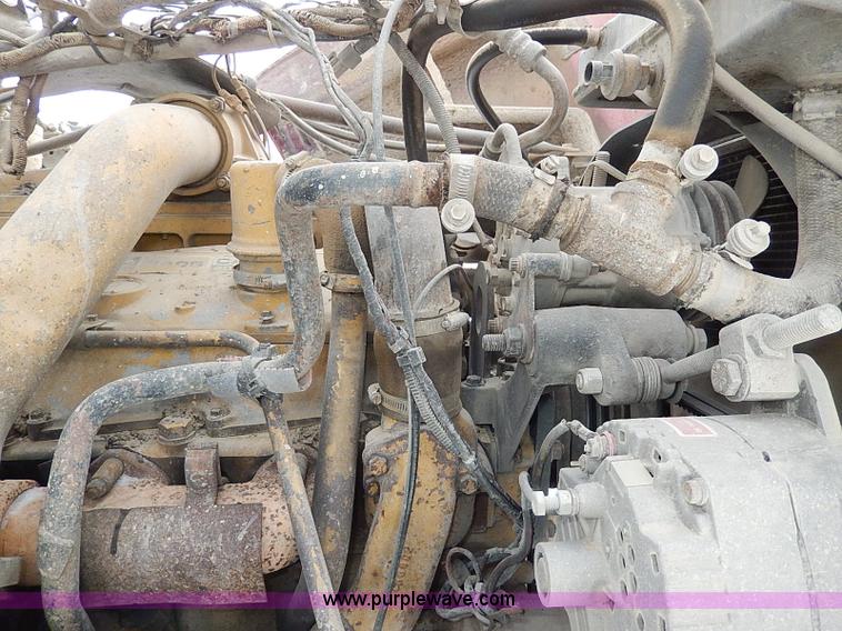 image for item H1311 1985 Ford LTL9000 dump truck