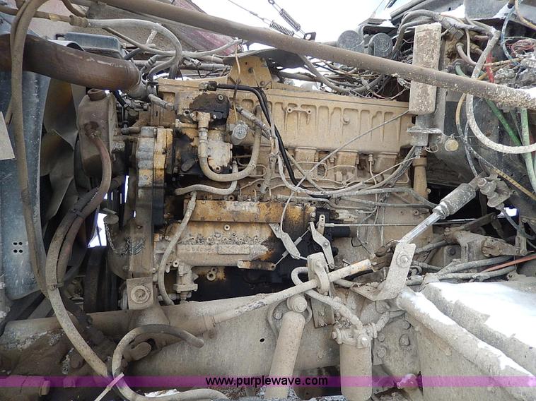 image for item H1311 1985 Ford LTL9000 dump truck