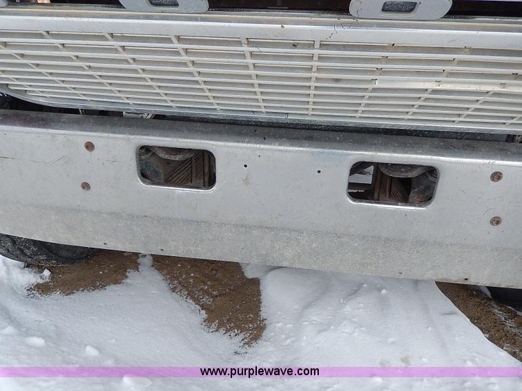 image for item H1311 1985 Ford LTL9000 dump truck