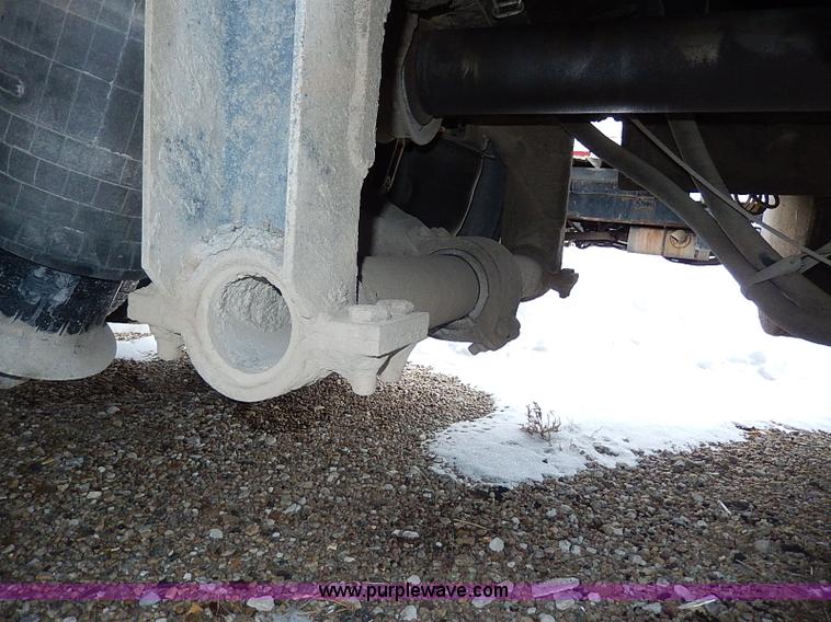 image for item H1311 1985 Ford LTL9000 dump truck