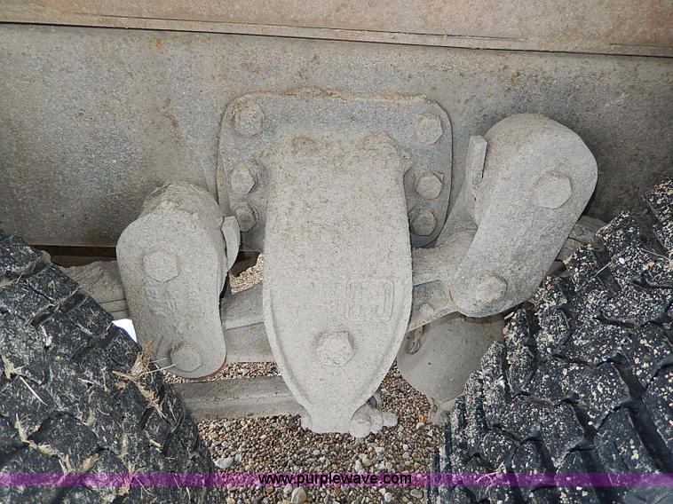 image for item H1311 1985 Ford LTL9000 dump truck