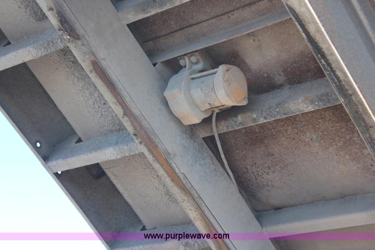 image for item H1311 1985 Ford LTL9000 dump truck