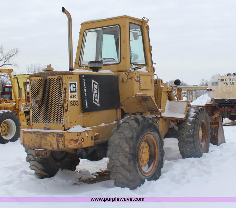 image for item H1313 1973 Caterpillar 930 wheel loader