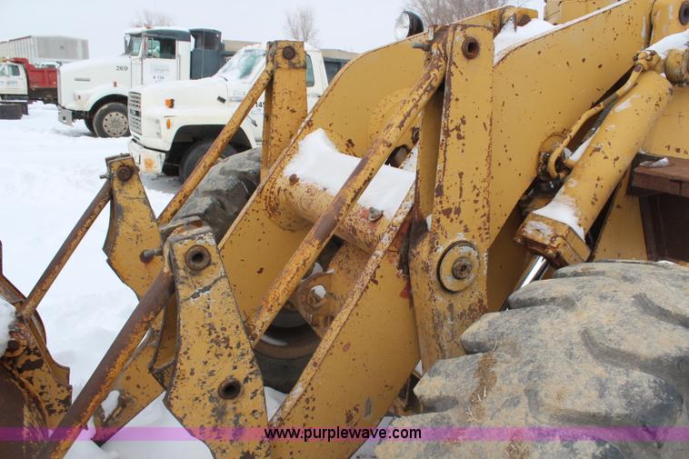 image for item H1313 1973 Caterpillar 930 wheel loader