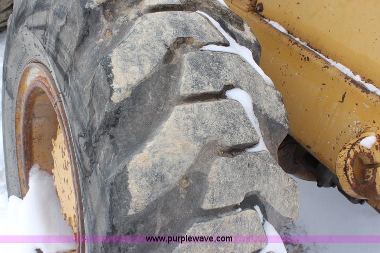 image for item H1313 1973 Caterpillar 930 wheel loader