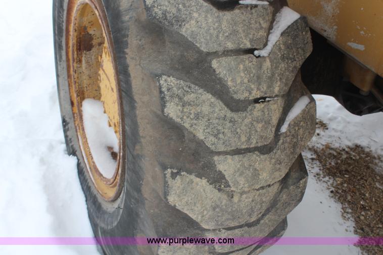 image for item H1313 1973 Caterpillar 930 wheel loader