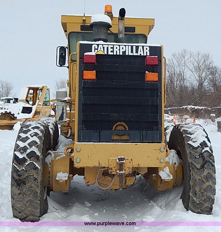 image for item H1314 1999 Caterpillar 140H articulated motor grader