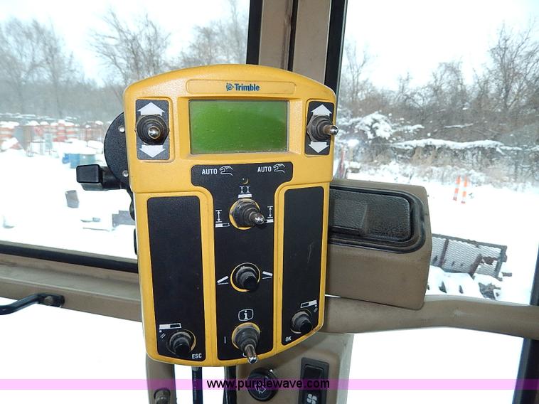 image for item H1314 1999 Caterpillar 140H articulated motor grader