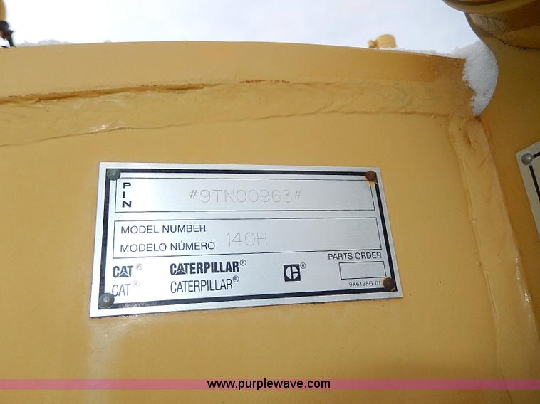 image for item H1314 1999 Caterpillar 140H articulated motor grader