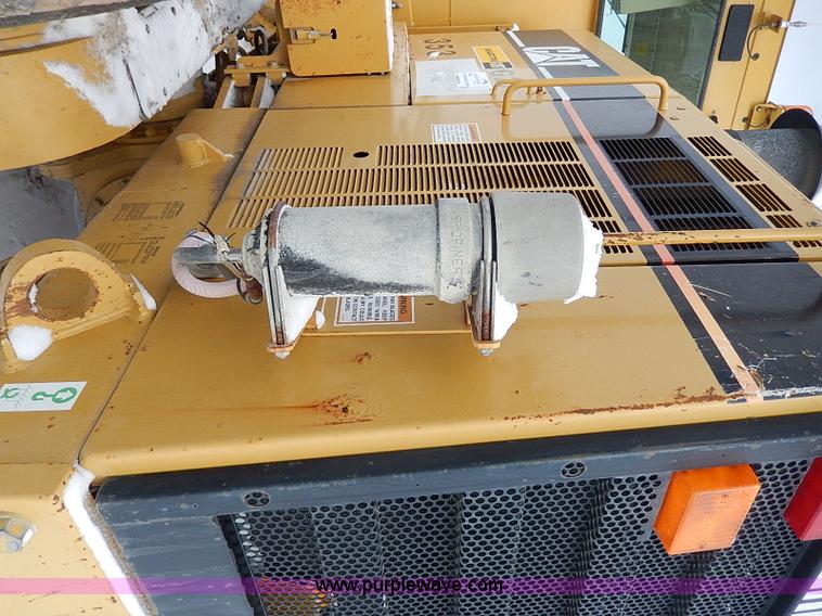 image for item H1314 1999 Caterpillar 140H articulated motor grader