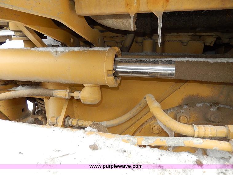 image for item H1314 1999 Caterpillar 140H articulated motor grader