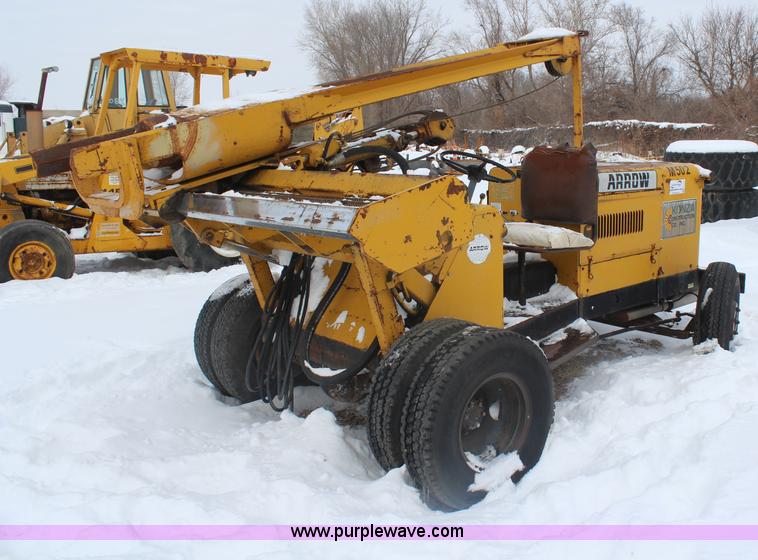 image for item H1315 Arrow G400 hammer