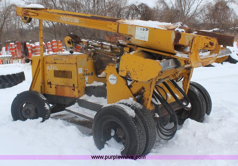 image for item H1315 Arrow G400 hammer