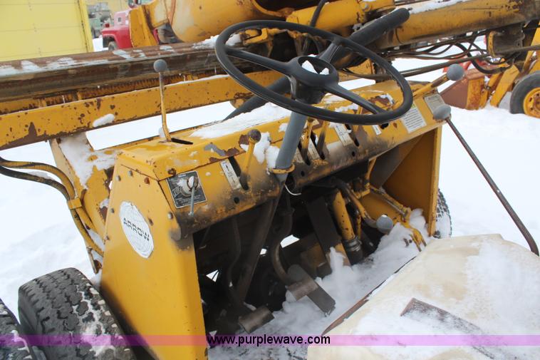 image for item H1315 Arrow G400 hammer