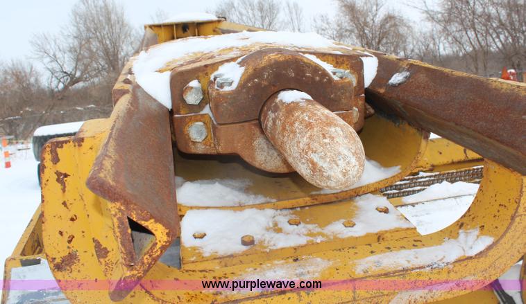 image for item H1315 Arrow G400 hammer