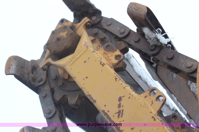 image for item H1333 1988 Caterpillar 615C scraper