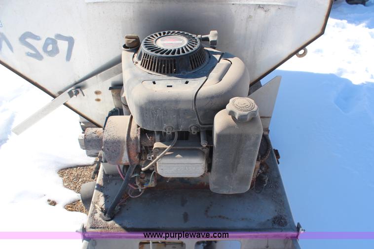 image for item H1337 Airflow stainless steel spreader